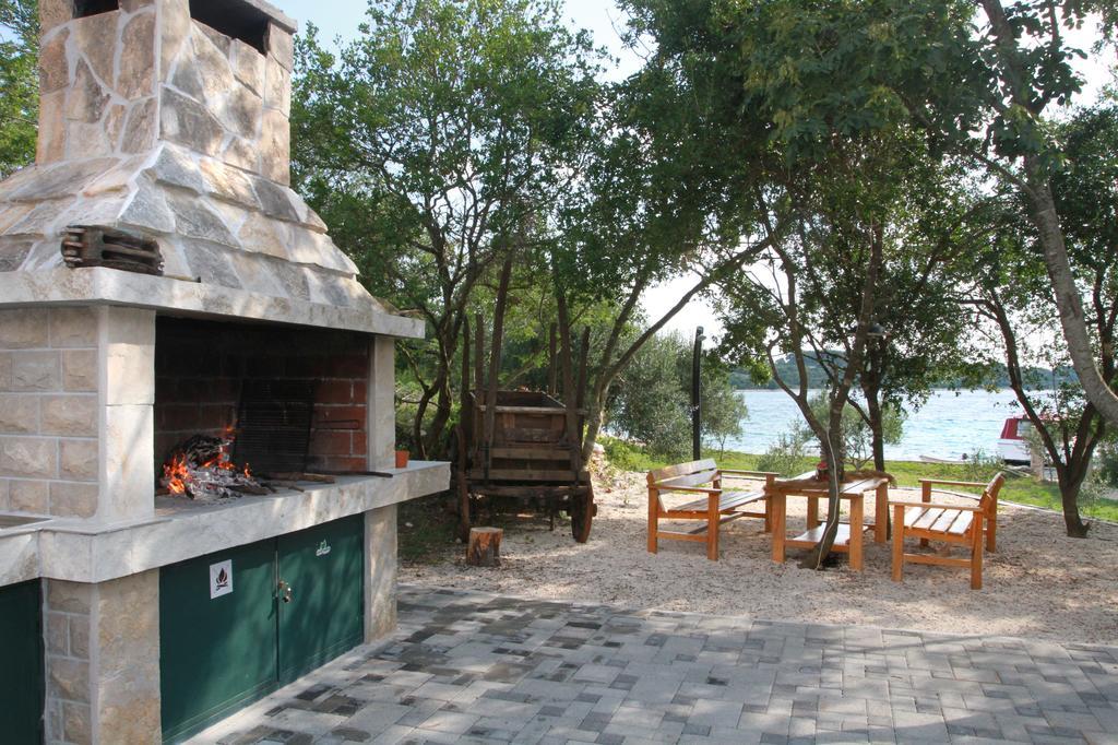 Holiday Batarelo Trogir Dış mekan fotoğraf